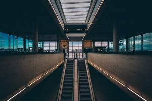 image of an airport terminal